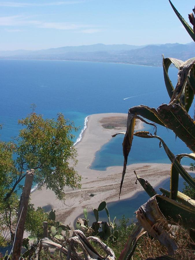 A Casa Di Peppino Villa Greco Tindari Εξωτερικό φωτογραφία