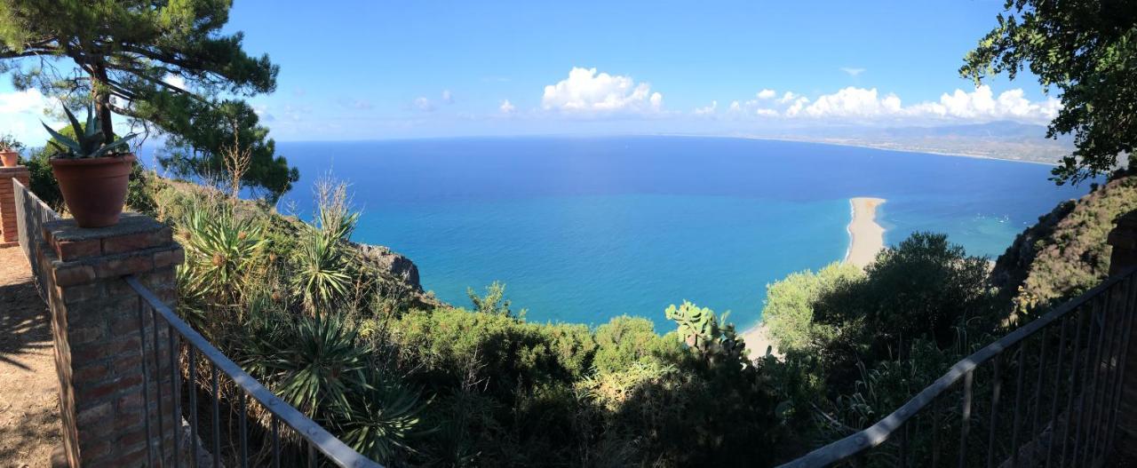 A Casa Di Peppino Villa Greco Tindari Εξωτερικό φωτογραφία